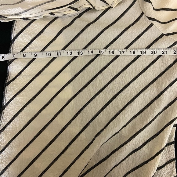 Ali Miles Tunic Top Crinkle Fabric Asymmetrical Hem Side Zip Pocket Large Artsy - Picture 6 of 13